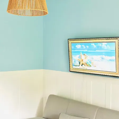 Adora Bed and Breakfast *