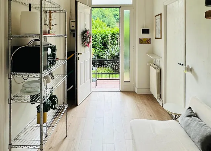 Bed & Breakfast Adora