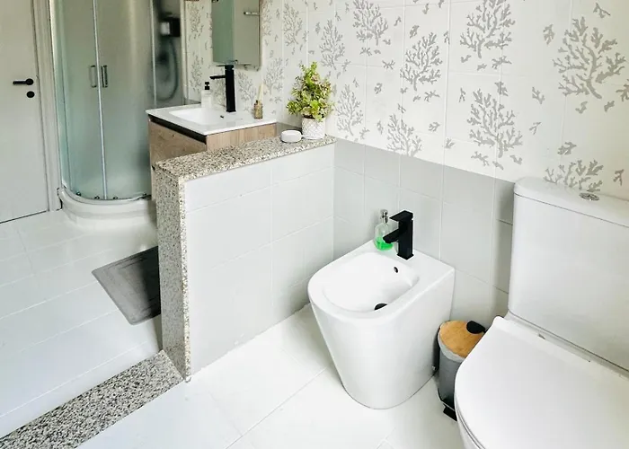 Adora Bed & Breakfast