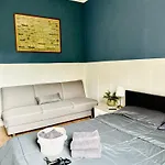 Adora Bed & Breakfast