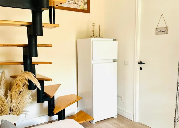 Adora * Vezzano Ligure